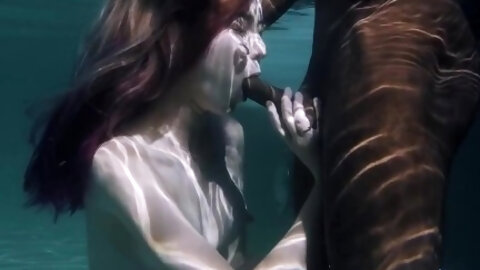 Darkx - Haley Reed Deepthroats Underwater...