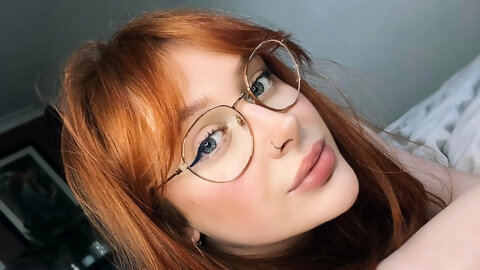 Redheads And Glasses Are The Perfect...