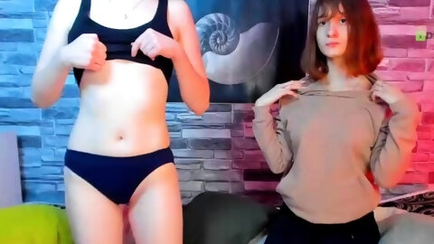 Cute Amateur Webcam Teen Girl Toying...